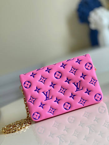 Louis Vuitton Pochette Coussin Pink Size 20 x 14 x 8 cm