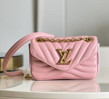 Louis Vuitton New Wave Chain Bag PM Pink Size 21 x 12 x 9 cm