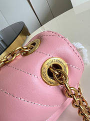 Louis Vuitton New Wave Chain Bag PM Pink Size 21 x 12 x 9 cm - 3