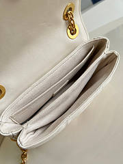 Louis Vuitton New Wave Chain Bag PM White Size 21 x 12 x 9 cm - 4