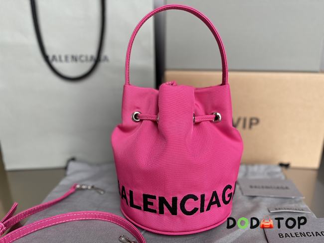 Balenciaga Canvas Bucket Bag Pink Size 21 x 18 x 15 cm - 1