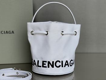 Balenciaga Canvas Bucket Bag White Size 21 x 18 x 15 cm