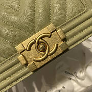 Chanel Boy Bag Caviar Green Gold Hardware Size 20 cm - 3