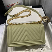 Chanel Boy Bag Caviar Green Gold Hardware Size 25 cm - 5