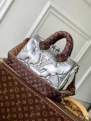 Louis Vuitton M20973 Speedy Bandouliere 25 Handbag Silver - 4