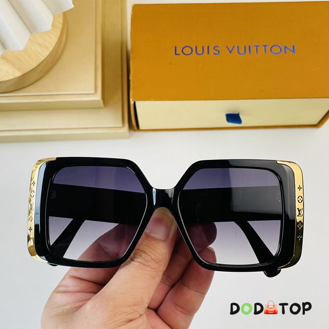 Louis Vuitton Glasses 03 - 1