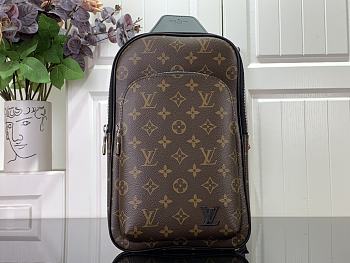 Louis Vuitton LV Avenue Shoulder M46327 Bag Size 20 x 31 x 7 cm