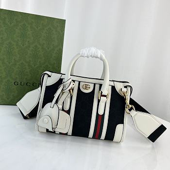 Gucci Mini Top Handle Bag Leather 01 Size 22 x 15 x 11 cm