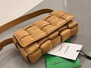 Botega Venata Cassette Medium Pillow Bag Caramel Size 19 x 12 x 5 cm - 3