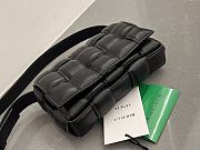 Botega Venata Cassette Medium Pillow Bag Black Size 19 x 12 x 5 cm - 5