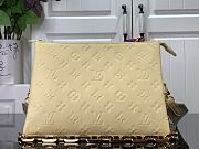 Louis Vuitton LV Coussin Small Handbag Yellow Size 26 x 20 x 12 cm - 1