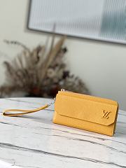 Louis Vuitton LV Aerogram Long Wallet Yellow Size 20 x 11 x 2.5 cm - 1