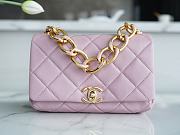 Chanel Lambskin Chain Flap Bag Pink Size 21 cm - 1