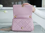 Chanel Lambskin Chain Flap Bag Pink Size 21 cm - 4