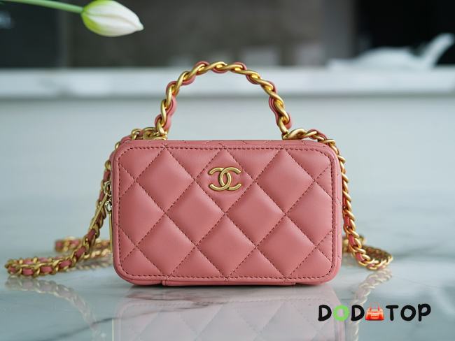 Chanel Mini Chain Cosmetic Bag Pink Size 14 × 9 × 6 cm - 1