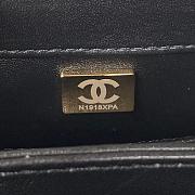 Chanel Pillow Black Bag Size 15 x 20.5 x 8 cm - 6