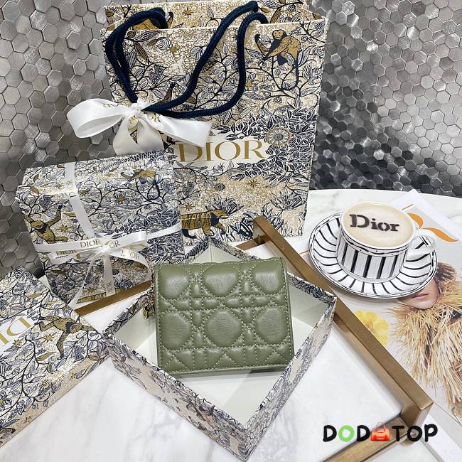 Lady Dior Wallet Sheepskin Green Size 11 x 8.5 x 3 cm - 1