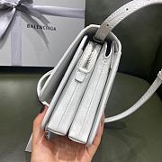 Balenciaga Chain Strap Wallet Bag White Size 18 x 14 x 9.5 cm - 6
