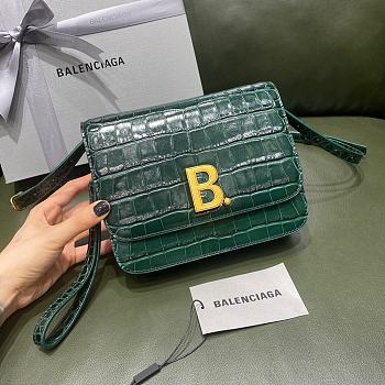 Balenciaga Chain Strap Wallet Bag Green Size 18 x 14 x 9.5 cm