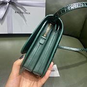 Balenciaga Chain Strap Wallet Bag Green Size 18 x 14 x 9.5 cm - 6