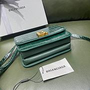 Balenciaga Chain Strap Wallet Bag Green Size 18 x 14 x 9.5 cm - 2
