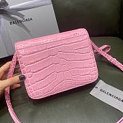Balenciaga Chain Strap Wallet Bag Pink Size 18 x 14 x 9.5 cm - 2