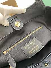 Burberry Canter Canter Handbag Size 26 x 15.5 x 29.5 cm - 3