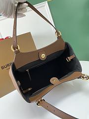 Burberry Canter Canter Handbag Brown Size 26 x 15.5 x 29.5 cm - 4