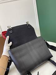 Burberry Messenger Bag Size 29 x 8.5 x 17.5 cm - 2