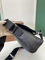 Burberry Messenger Bag Size 29 x 8.5 x 17.5 cm - 3