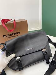 Burberry Messenger Bag Size 29 x 8.5 x 17.5 cm - 5