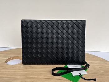 Botega Venata Woven Handbag Black Size 27.5 x 20.5 x 2 cm