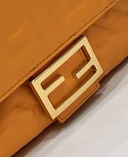 Fendi Baguette Orange Size 26 × 5 × 13 cm - 3