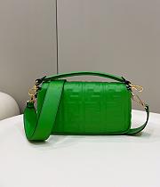 Fendi Baguette Green Size 27 x 5 x 15 cm - 6