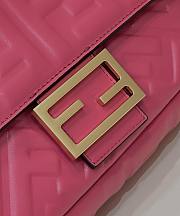 Fendi Baguette Pink Size 27 x 5 x 15 cm - 5