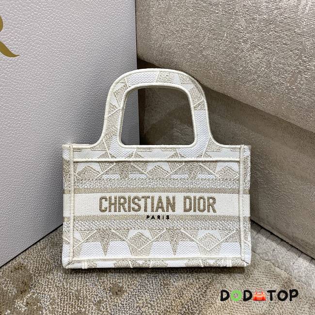 Dior Tote Bag 01 Size 23 x 4 x 15 cm - 1