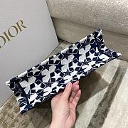 Dior Star Tote Bag 02 Size 36 x 18 x 28 cm - 2