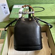Gucci Diana Small Bucket Bag Black Size 23.5 x 38 x 10.5 cm - 3