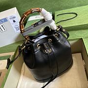 Gucci Diana Small Bucket Bag Black Size 23.5 x 38 x 10.5 cm - 5