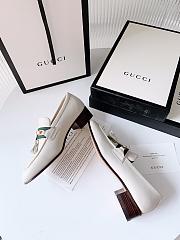 Gucci New Ribbon Tassel Double G Loafers White - 2