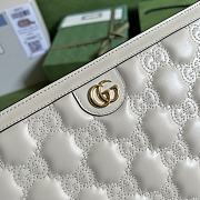 Gucci GG Matelassé Clutch Bag White Size 10 x 7.5 x 2 cm - 3