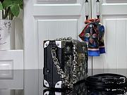 Louis Vuitton LV Petite Malle Handbag Size 20 x 12.5 x 6 cm - 5