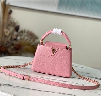 Louis Vuitton LV Capucines Mini Handbag Pink Size 21 x 14 x 8 cm