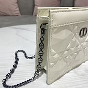 Dior Caro Chain Bag White Size 19 x 14 x 3 cm - 2