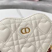 Dior Caro Heart-Shaped Chain Bag White Size 11 x 10 x 1.5 cm - 2