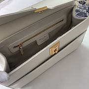 Dior Parisienne Handbag White Size 30 x 21 x 8.5 cm - 6