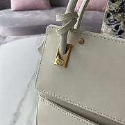 Dior Parisienne Handbag White Size 30 x 21 x 8.5 cm - 4