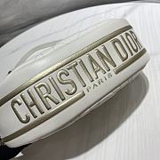 Dior White Large Calfskin Size 30 x 19 x 10 cm - 4