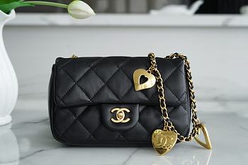 Chanel Love Chain Bag CF Black Size 12 × 19 × 7 cm