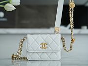 Chanel WOC Mini White Size 9 × 12.3 × 3.2 cm - 1